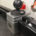 AlumaTrac™ Relingsfäste HEAVY DUTY med RAM C-kula