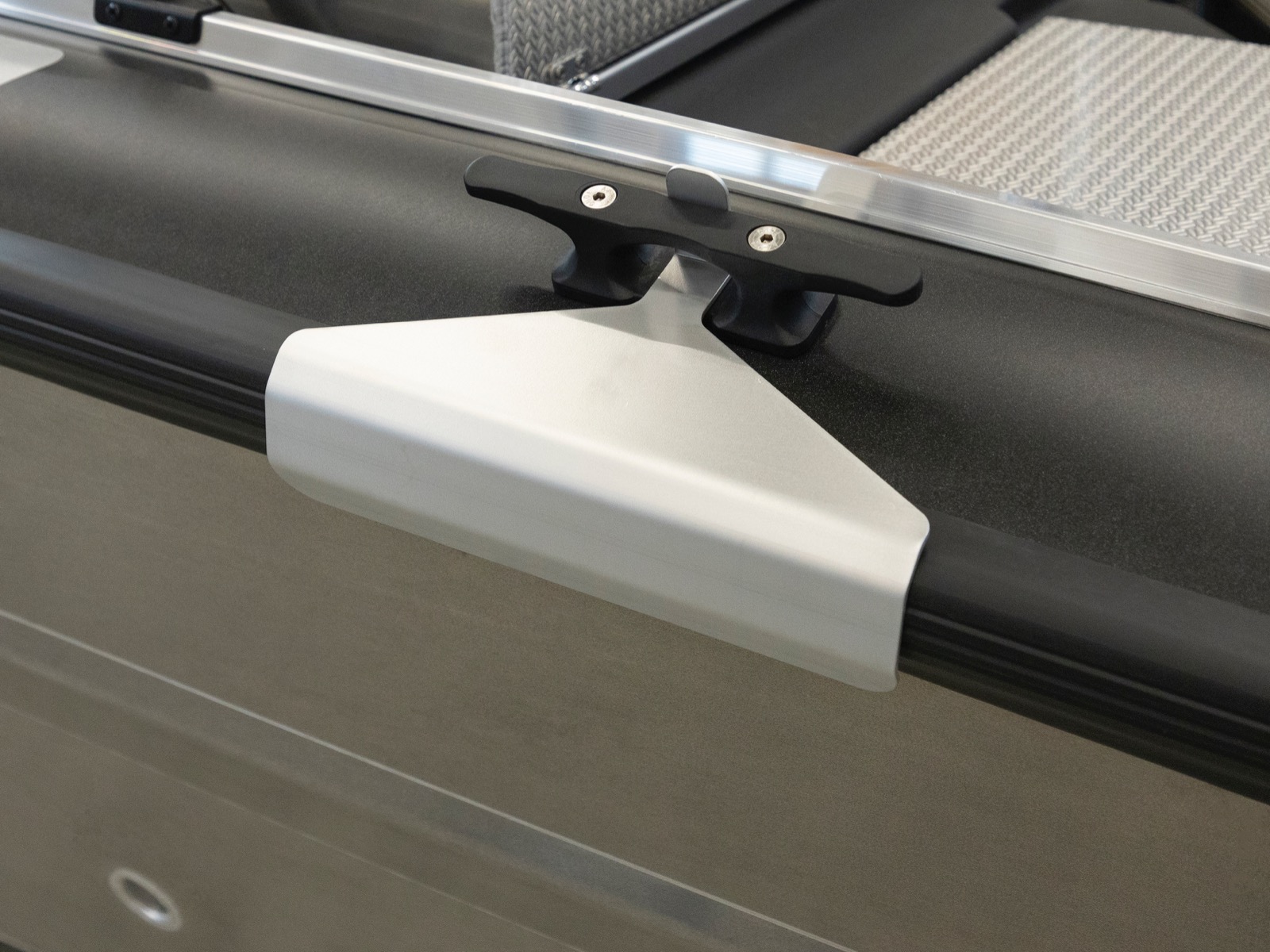 js03573-tormarinsuoja-ym21-01